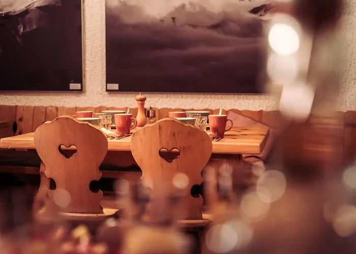 Gruensee 山林小屋 *